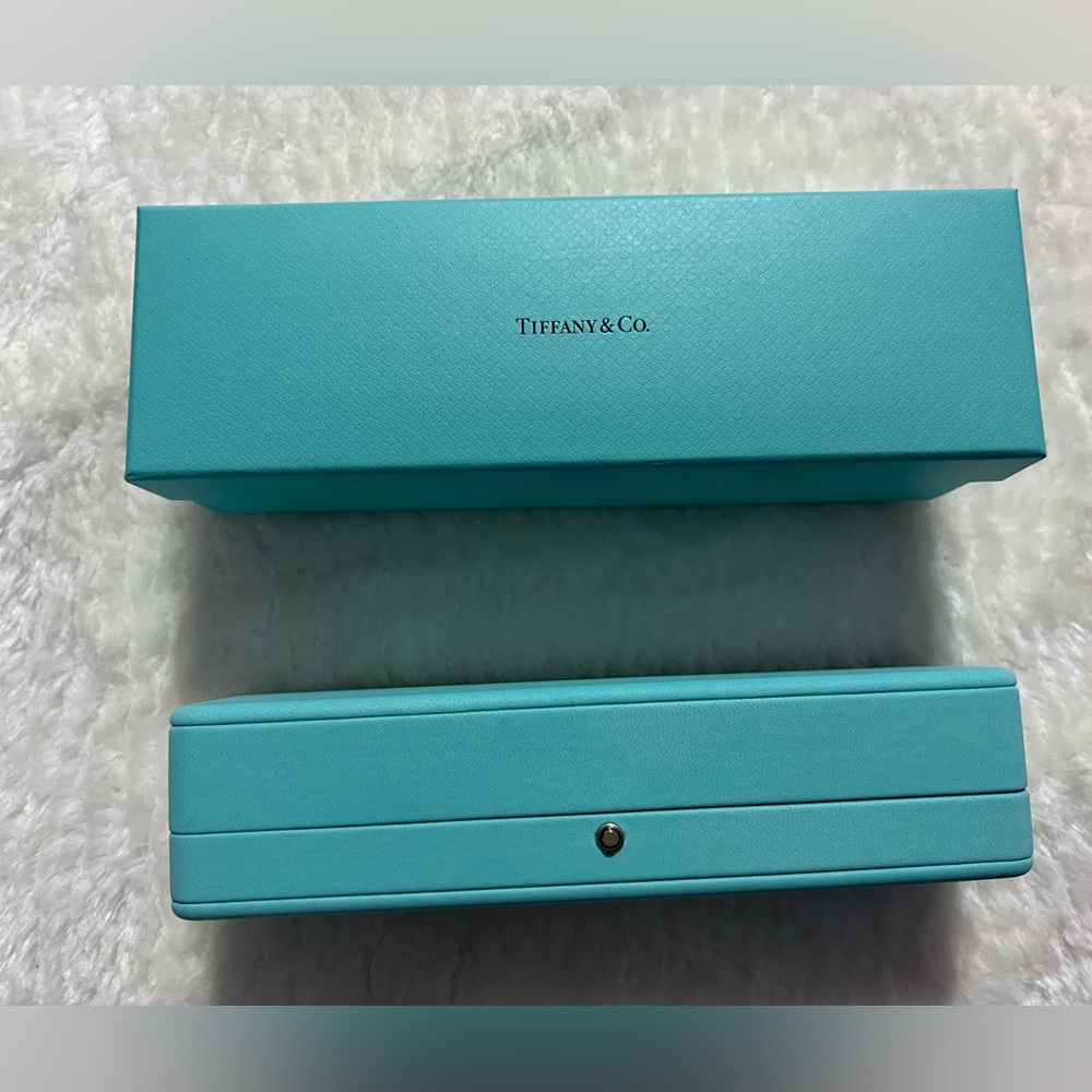 New Tiffany’s Bracelet Box